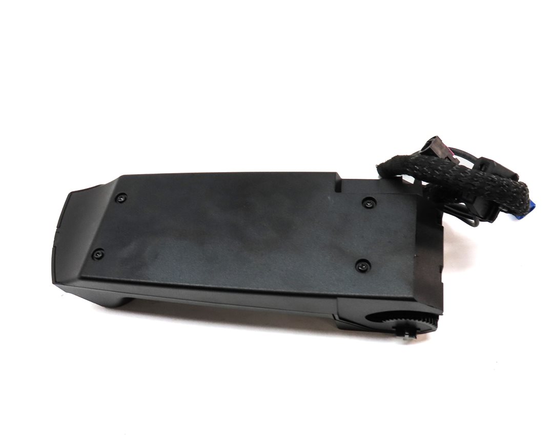 Thumbnail 4: 2014 BMW 750Li (F01) FRONT CENTER CONSOLE SNAP IN CELL PHONE CRADLE CHARGE MOUNT