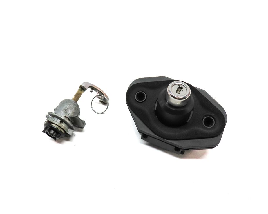 2014 BMW 750Li (F01) REAR TRUNK LID LOCK CYLINDER w/KEY