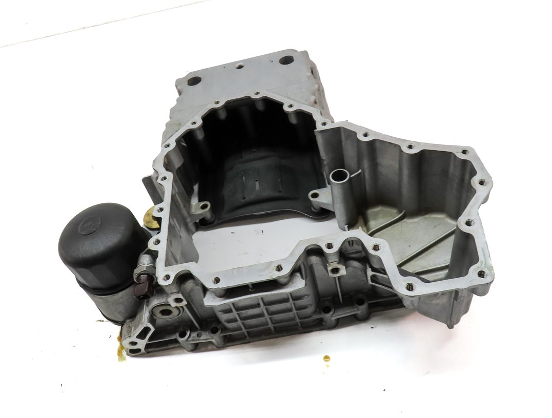 Thumbnail 3: 09-19 BMW 550i 550iGT 650i 750i (F01 F07 F10 F12) RWD - 4.4L N63 UPPER OIL PAN