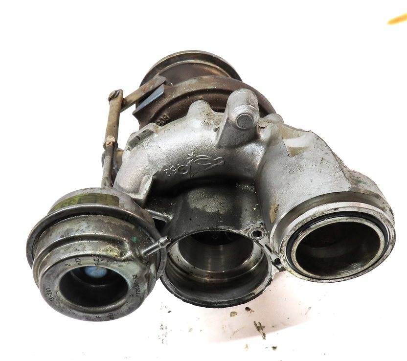Thumbnail 3: 2013-2019 BMW 550i 550iGT 650i 750i X5 X6 - 4.4L N63 ENGINE - LEFT TURBOCHARGER