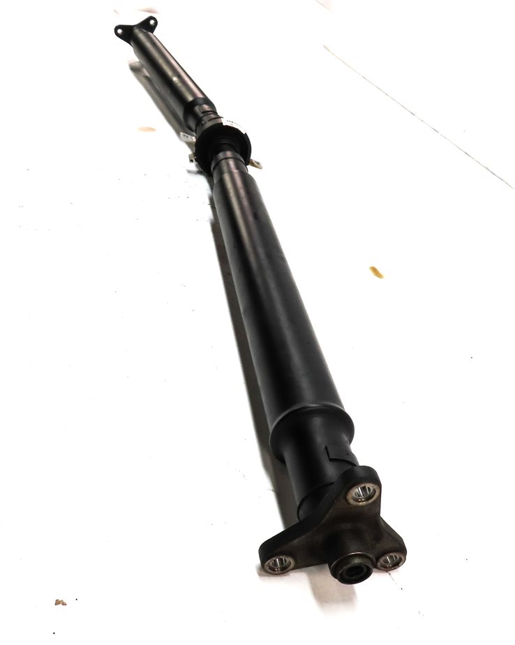 Thumbnail 4: 2012-2015 BMW 750Li (F02) RWD / LWB - REAR DRIVE SHAFT DRIVESHAFT DRIVE LINE