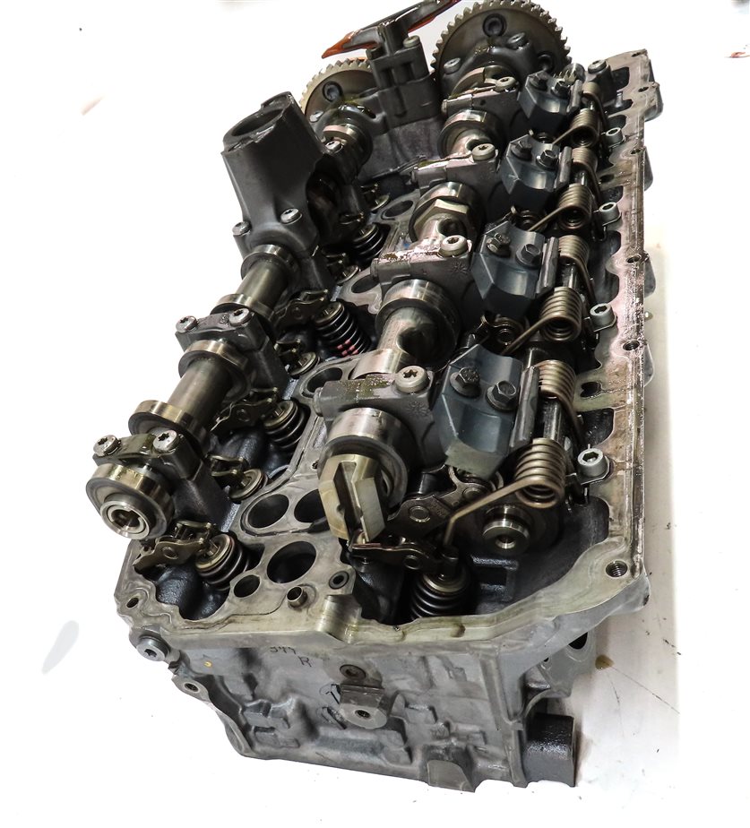 Thumbnail 7: 13-19 BMW 550i 650i 750i X5 X6 - 4.4L N63B TWIN TURBO ENGINE RIGHT CYLINDER HEAD