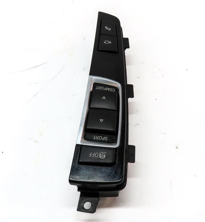 Thumbnail 4: 14 BMW 750Li (F01) TRACTION CAMERA PDC PARK DISTANCE CONTROL SWITCH BUTTON PANEL