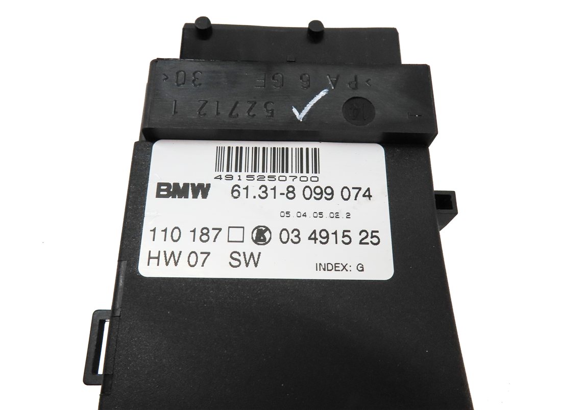 Thumbnail 5: 2005 BMW Z4 CONVERTIBLE (E85) FRONT RIGHT PASSENGER SEAT POSITION ADJUST SWITCH