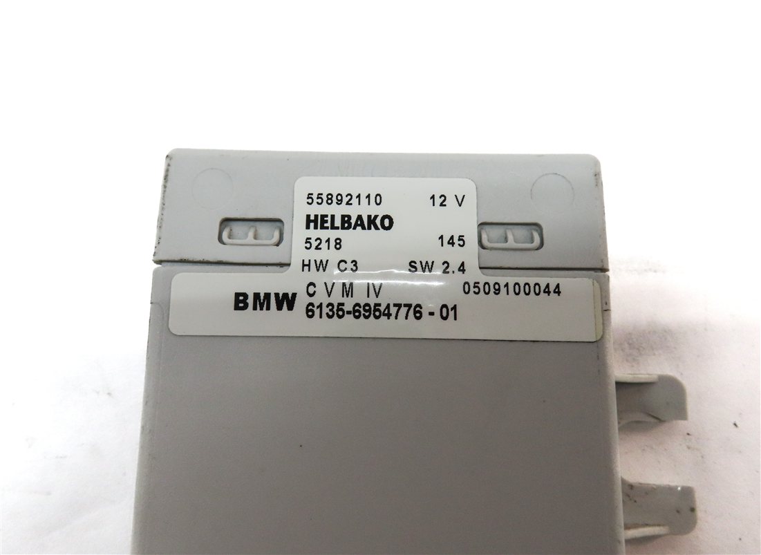 Thumbnail 4: 2003-2008 BMW Z4 (E85) ROADSTER - CONVERTIBLE TOP LIFT CONTROL MODULE