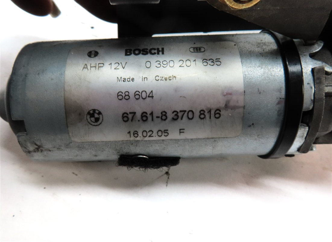 Thumbnail 8: 2003-2008 BMW Z4 E85 ROADSTER CONVERTIBLE TOP COVER CENTER ELECTRIC LATCH MOTOR