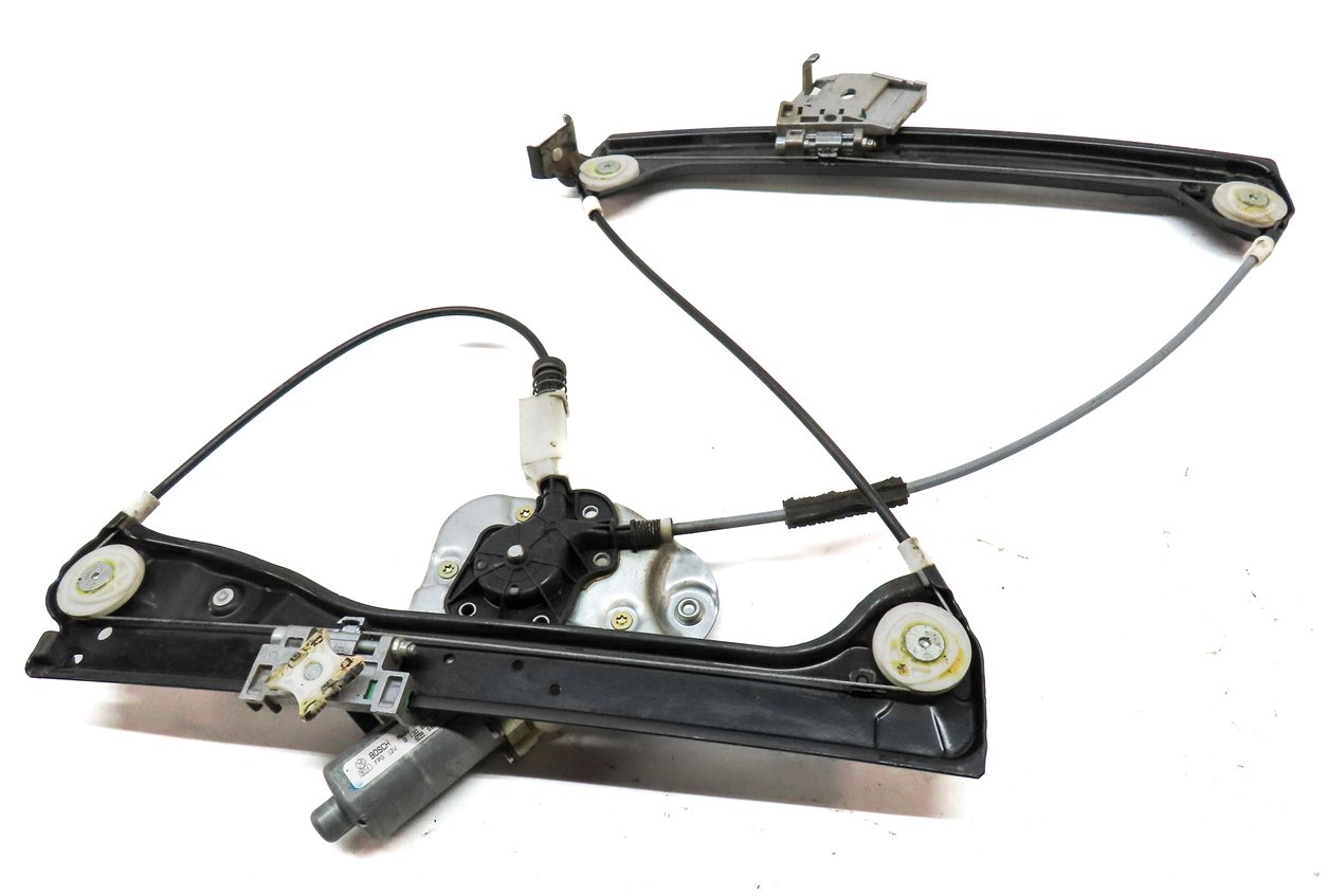 Thumbnail 4: 2004-2006 BMW Z4 (E85) RIGHT FRONT PASSENGER DOOR POWER WINDOW REGULATOR & MOTOR
