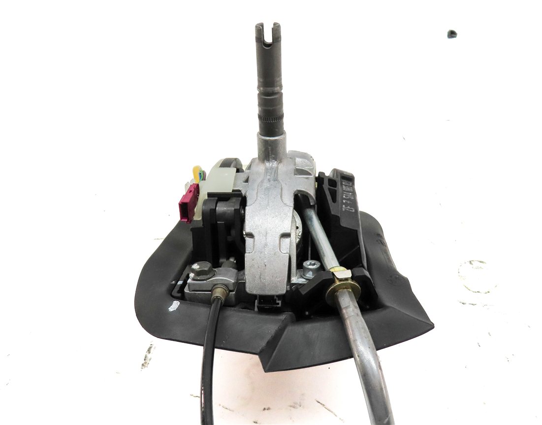 Thumbnail 7: 05 BMW Z4 CONVERTIBLE E85 FRONT LEFT DRIVER FLOOR SHIFT SHIFTER ASSEMBLY w/CABLE