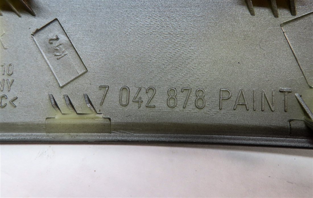 Thumbnail 6: 2005 BMW Z4 CONVERTIBLE (E85) FRONT RIGHT PASSENGER DOOR GRAB HANDLE TRIM
