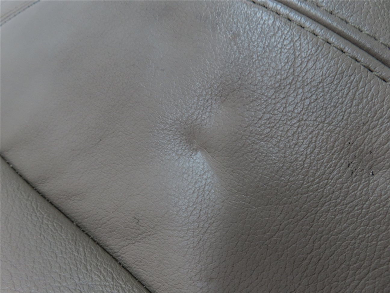 Thumbnail 11: 05 BMW Z4 CONVERTIBLE E85 FRONT RIGHT PASSENGER UPPER SEAT BACK CUSHION (BEIGE)