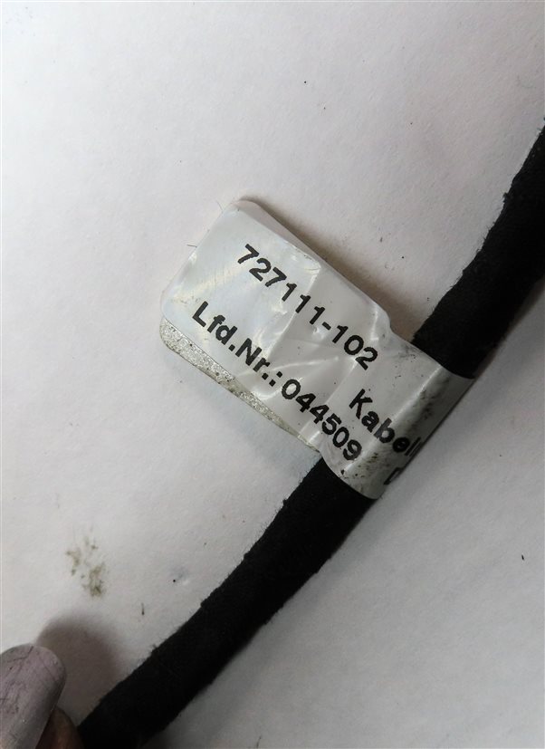 Thumbnail 6: 11 PORSCHE PANAMERA 970 G1 REAR LEFT & RIGHT HATCH LIFT ASSIST SHOCK STRUT SET/2