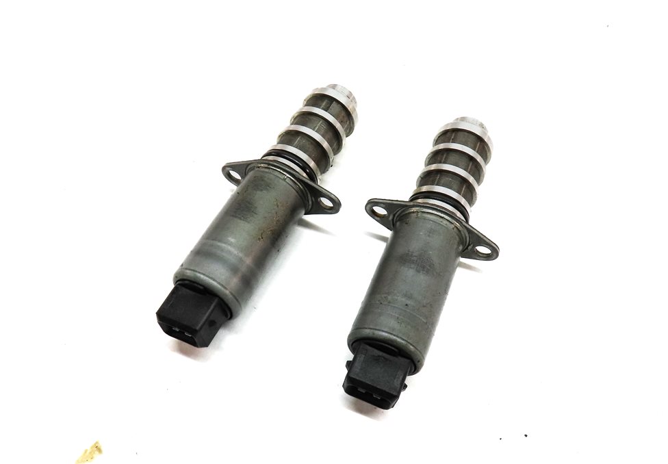 Thumbnail 1: 2011 PORSCHE PANAMERA (970 G1) 3.6L (M46.20) ENGINE VVT CAMSHAFT SOLENOID SET/2
