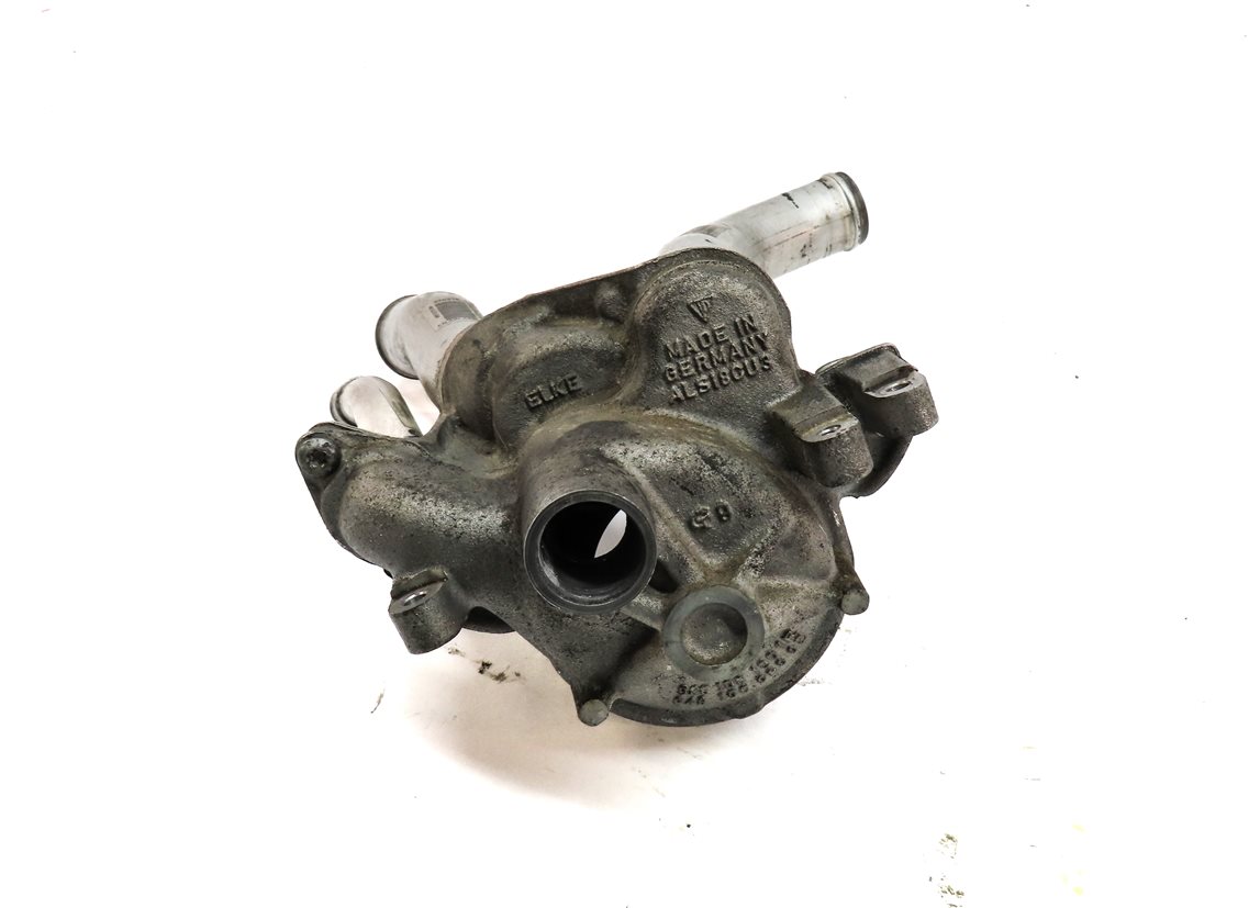 Thumbnail 7: 2011 PORSCHE PANAMERA (970 G1) 3.6L (M46.20) ENGINE THERMOSTAT COOLANT HOUSING
