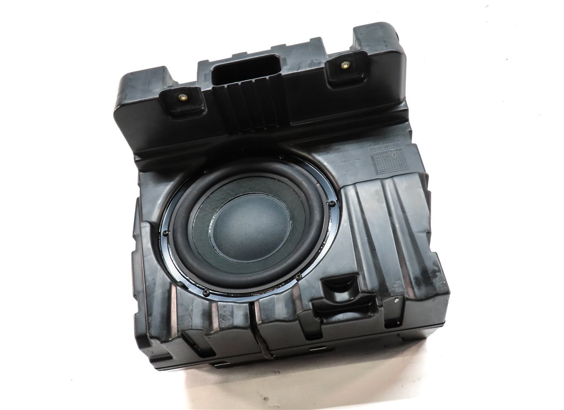 Thumbnail 3: 2011 PORSCHE PANAMERA (970 G1) BOSE STEREO AUDIO SOUND SYSTEM SUBWOOFER SPEAKER