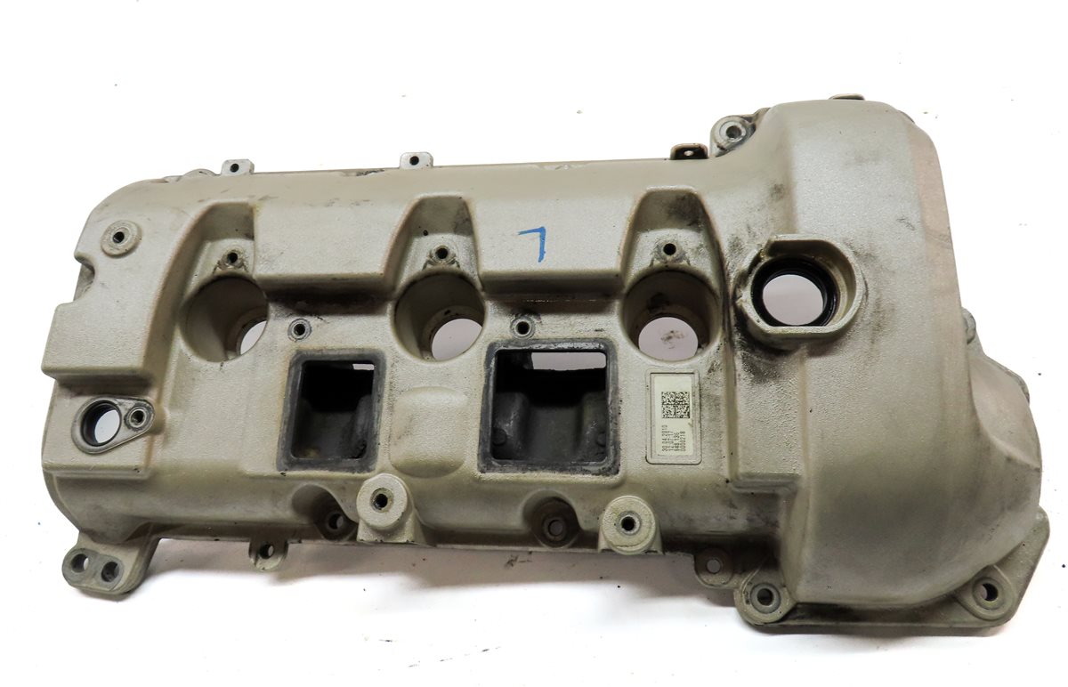 Thumbnail 4: 2011-2016 PORSCHE PANAMERA (970 G1) 3.6L M46 FRONT LEFT DRIVER VALVE COVER