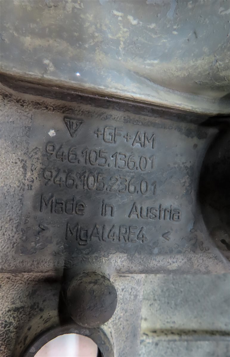 Thumbnail 7: 2011-2016 PORSCHE PANAMERA (970 G1) 3.6L M46 FRONT LEFT DRIVER VALVE COVER