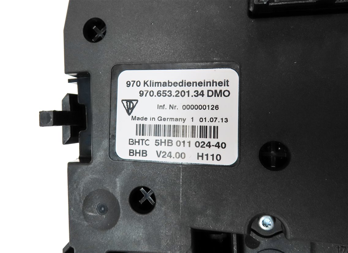 Thumbnail 7: 2010-2013 PORSCHE PANAMERA (970 G1) FRONT TEMPERATURE CONTROL SWITCH PANEL