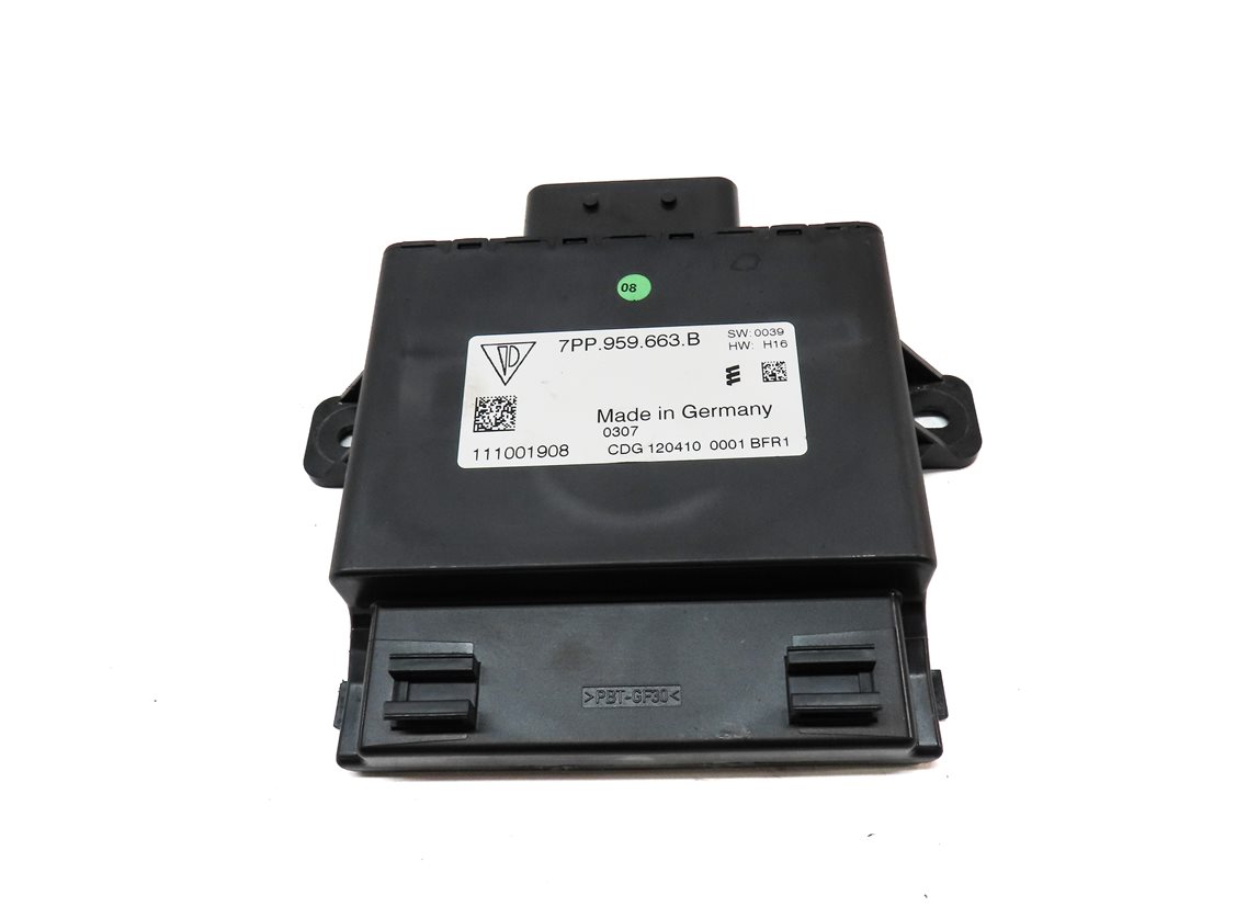 Thumbnail 2: 2011 PORSCHE PANAMERA (970 G1) 3.6L ENGINE VOLTAGE CONVERTER CONTROL MODULE