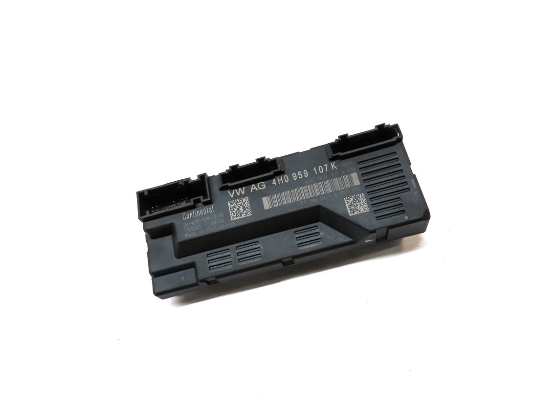 Thumbnail 3: 2011 PORSCHE PANAMERA (970 G1) REAR TRUNK LIFTGATE CONTROL MODULE
