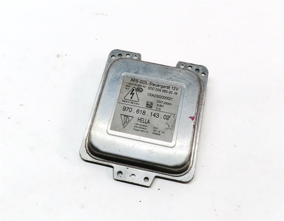 2011 PORSCHE PANAMERA (970 G1) FRONT RIGHT PASSENGER HEADLIGHT BALLAST MODULE