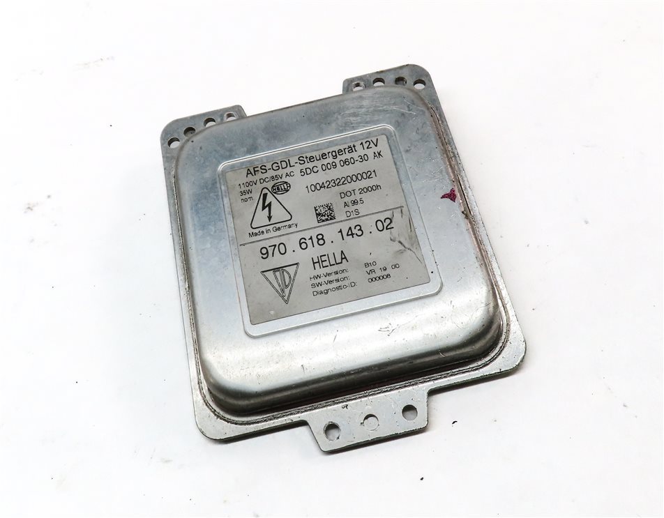 Thumbnail 3: 2011 PORSCHE PANAMERA (970 G1) FRONT RIGHT PASSENGER HEADLIGHT BALLAST MODULE