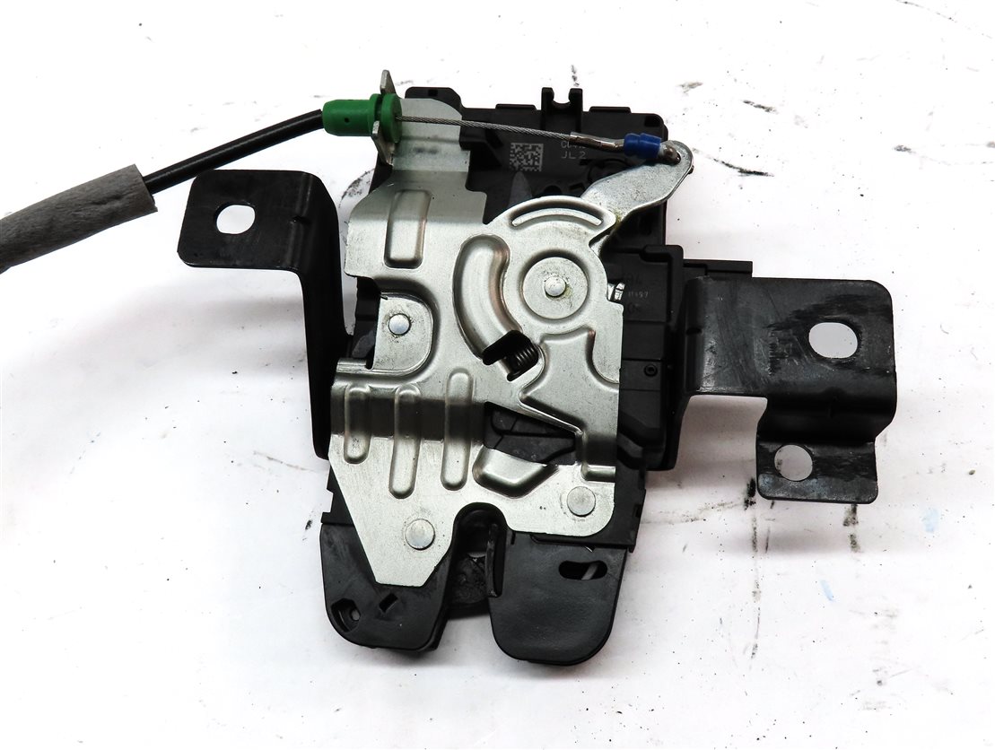Thumbnail 8: 2014 LAND RANGE ROVER (L405) REAR CARGO HATCH LID LOWER LEFT LATCH w/ACTUATOR