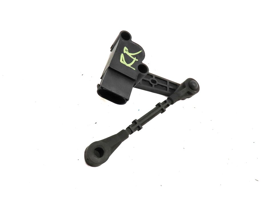 Thumbnail 3: 2014 LAND RANGE ROVER (L405) REAR RIGHT PASSENGER SUSPENSION HEIGHT LEVEL SENSOR