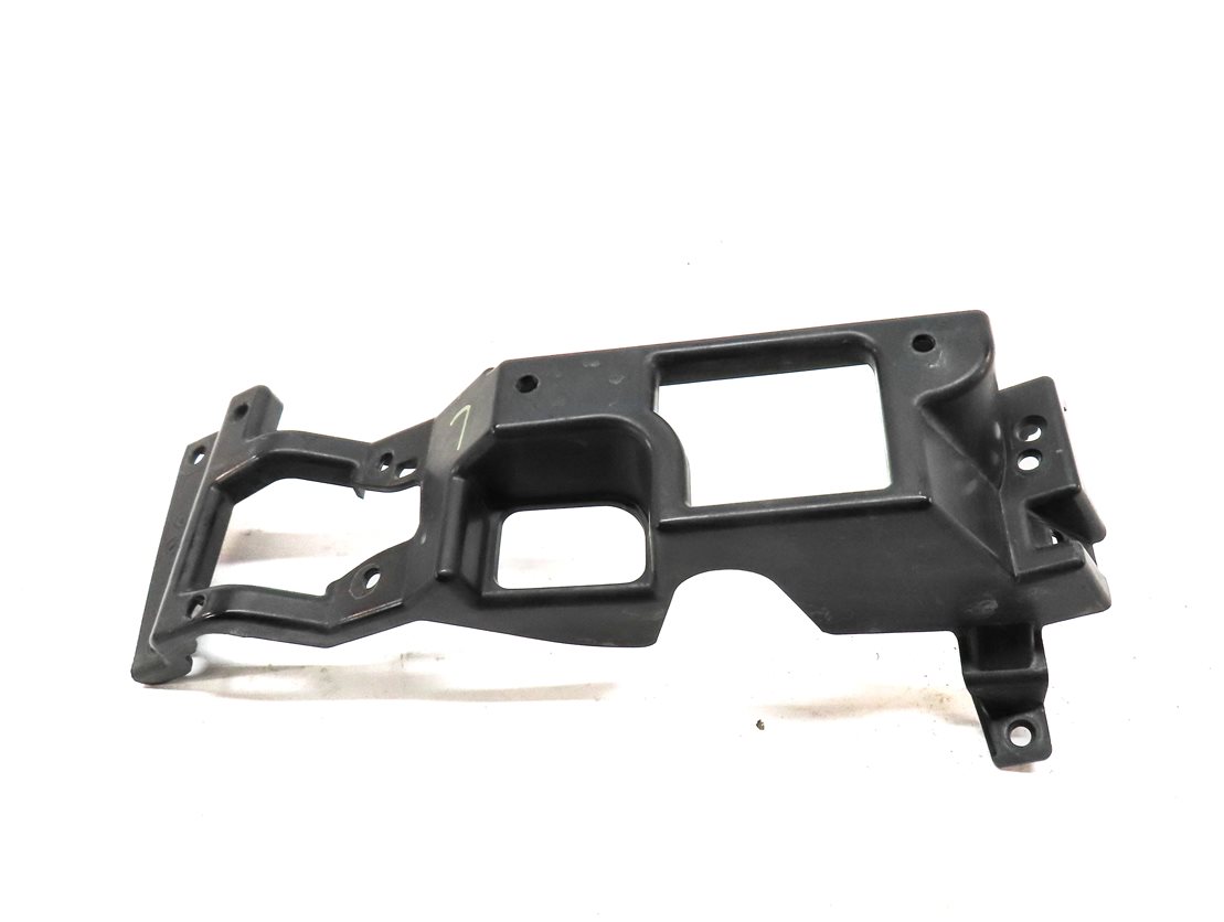 Thumbnail 2: 2014 LAND RANGE ROVER (L405) FRONT LEFT DRIVER FOGLIGHT FOG LIGHT MOUNT BRACKET