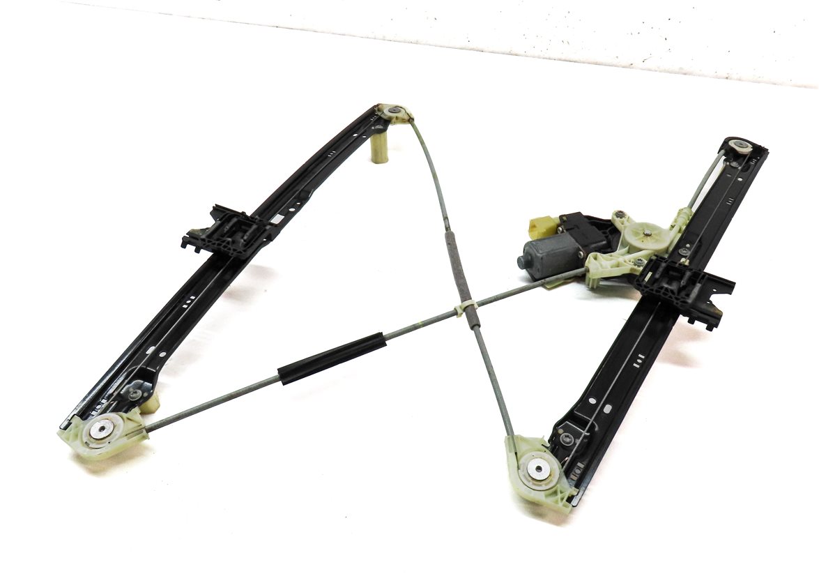 2013-2019 RANGE ROVER (L405) FRONT LEFT DRIVER DOOR WINDOW REGULATOR w/ MOTOR