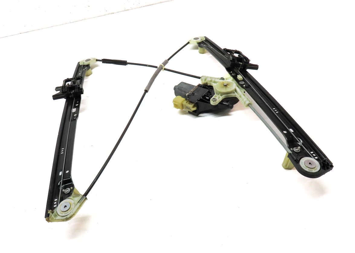 Thumbnail 3: 2014-2019 RANGE ROVER (L405) LWB REAR RIGHT DOOR WINDOW REGULATOR w/ MOTOR