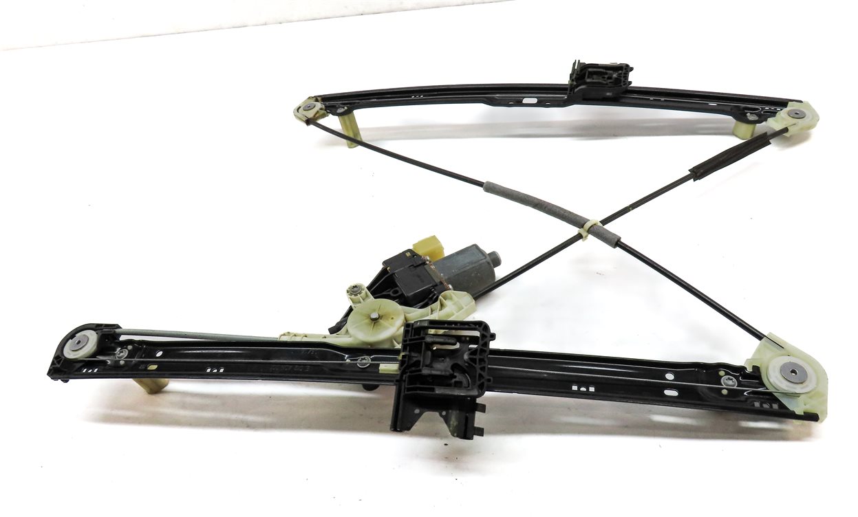 Thumbnail 4: 2014-2019 RANGE ROVER (L405) LWB REAR RIGHT DOOR WINDOW REGULATOR w/ MOTOR