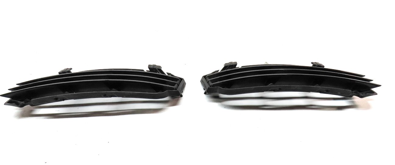 Thumbnail 4: 2014 LAND RANGE ROVER (L405) FRONT LEFT & RIGHT LOWER BUMPER GRILLE SET/2