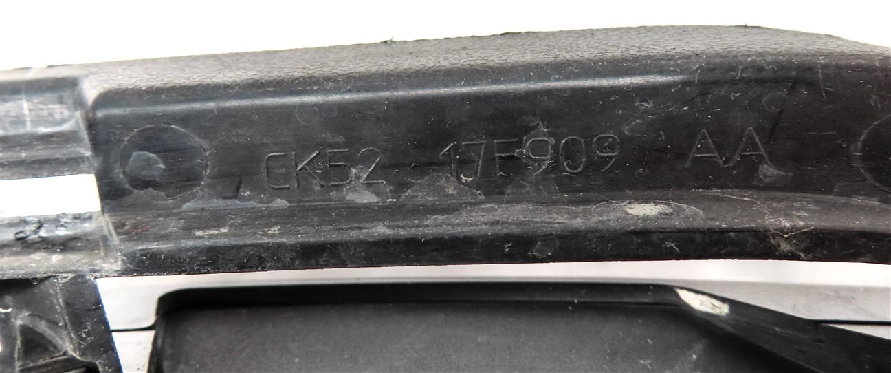 Thumbnail 8: 2014 LAND RANGE ROVER (L405) FRONT LEFT & RIGHT LOWER BUMPER GRILLE SET/2