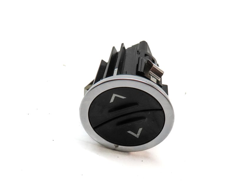 Thumbnail 3: 2014 LAND RANGE ROVER (L405) FRONT RIGHT UPPER/LOWER GLOVEBOX GLOVE BOX SWITCH