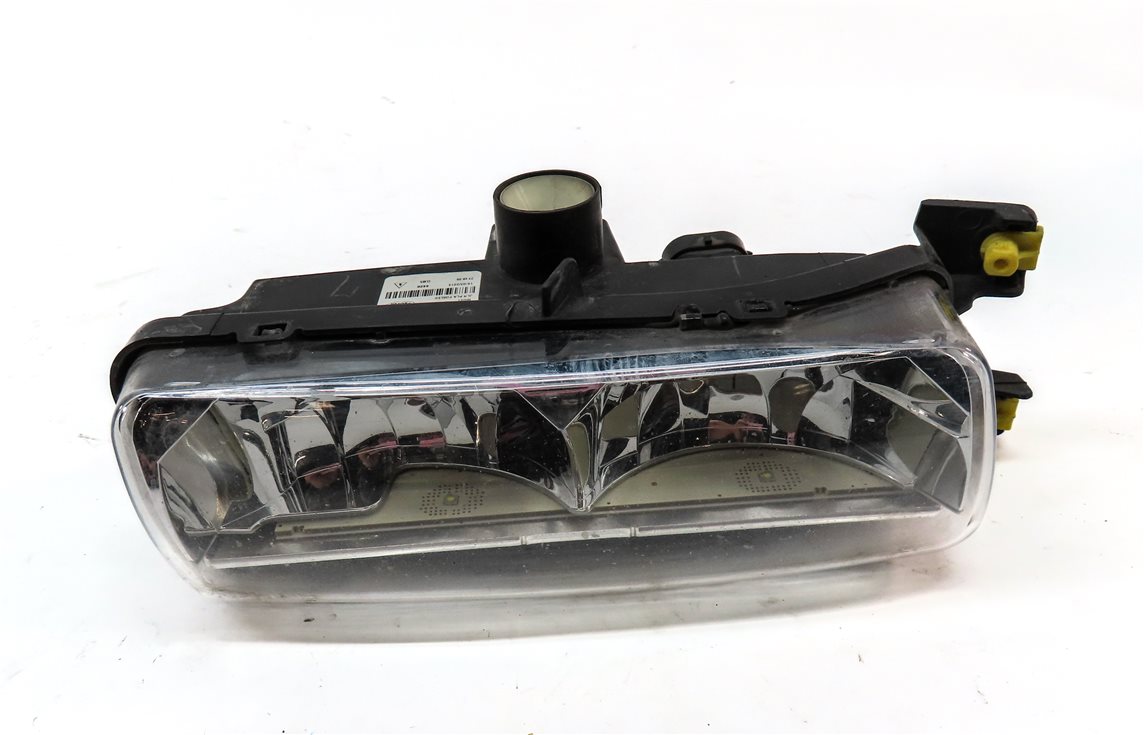 Thumbnail 2: 2013-2017 RANGE ROVER SPORT (L494) FRONT RIGHT PASSENGER LED FOGLIGHT LIGHT LAMP