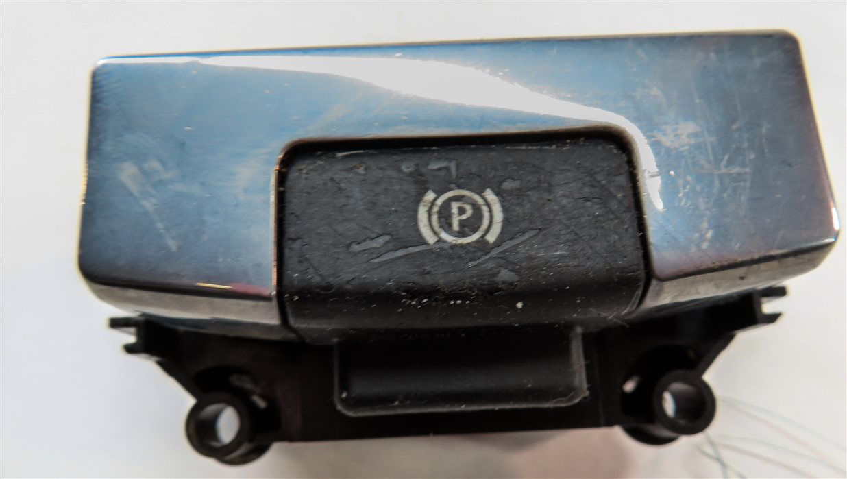Thumbnail 7: 2014 LAND RANGE ROVER (L405) ELECTRONIC PARK PARKING BRAKE RELEASE HANDLE SWITCH