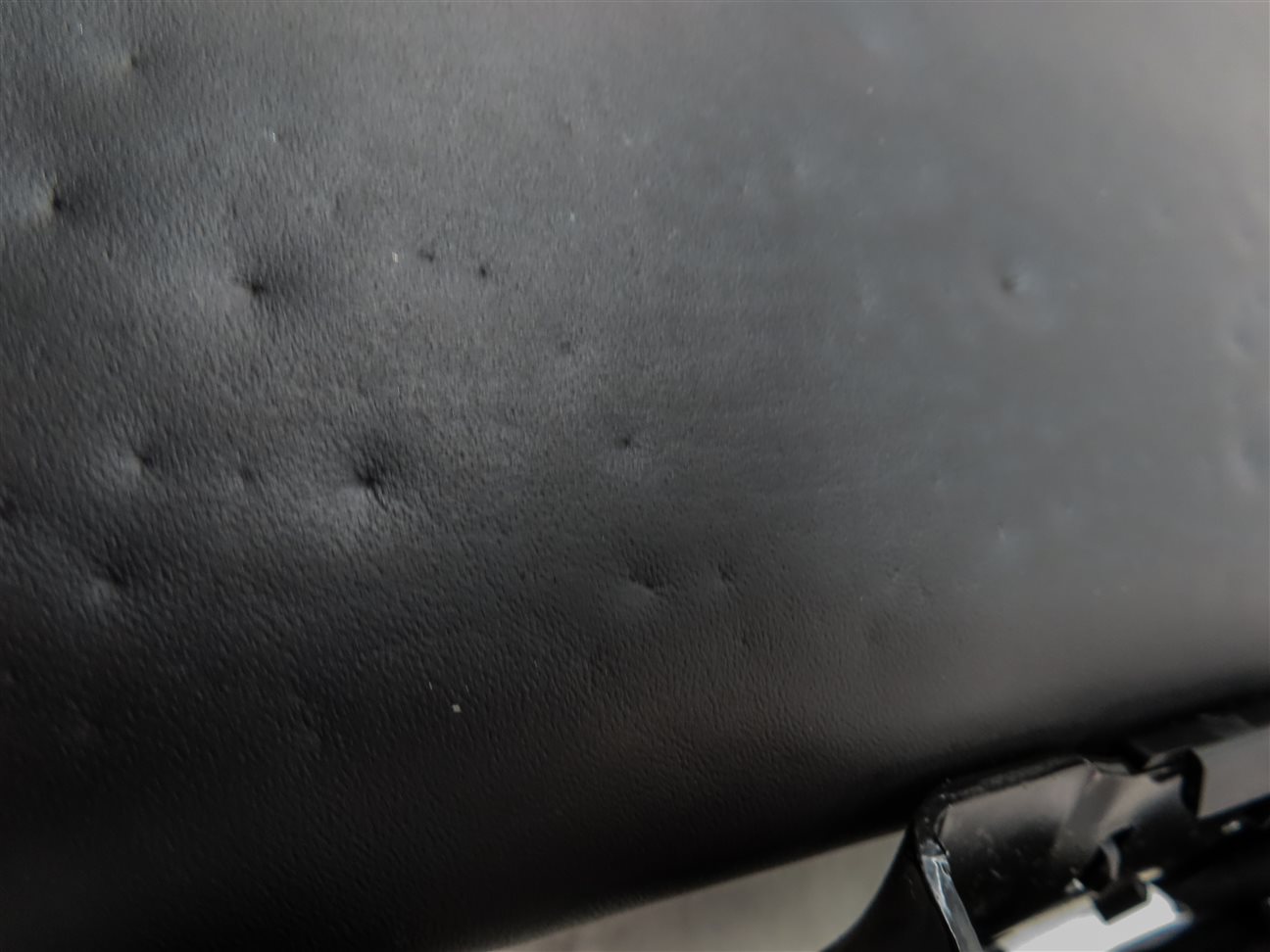 Thumbnail 7: 13-15 RANGE ROVER L405 REAR CENTER SEAT BACK CONSOLE CUPHOLDER ARMREST (BLACK)
