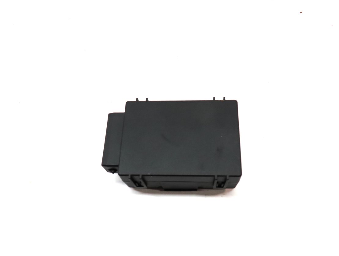 Thumbnail 5: 2014-2015 RANGE ROVER (L405) REAR DOOR SUNSHADE SUN SHADE CONTROL MODULE