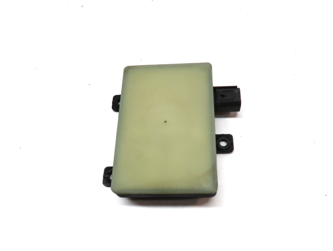 Thumbnail 5: 2014 LAND RANGE ROVER (L405) REAR BLIND SPOT ASSIST RADAR SENSOR MODULE