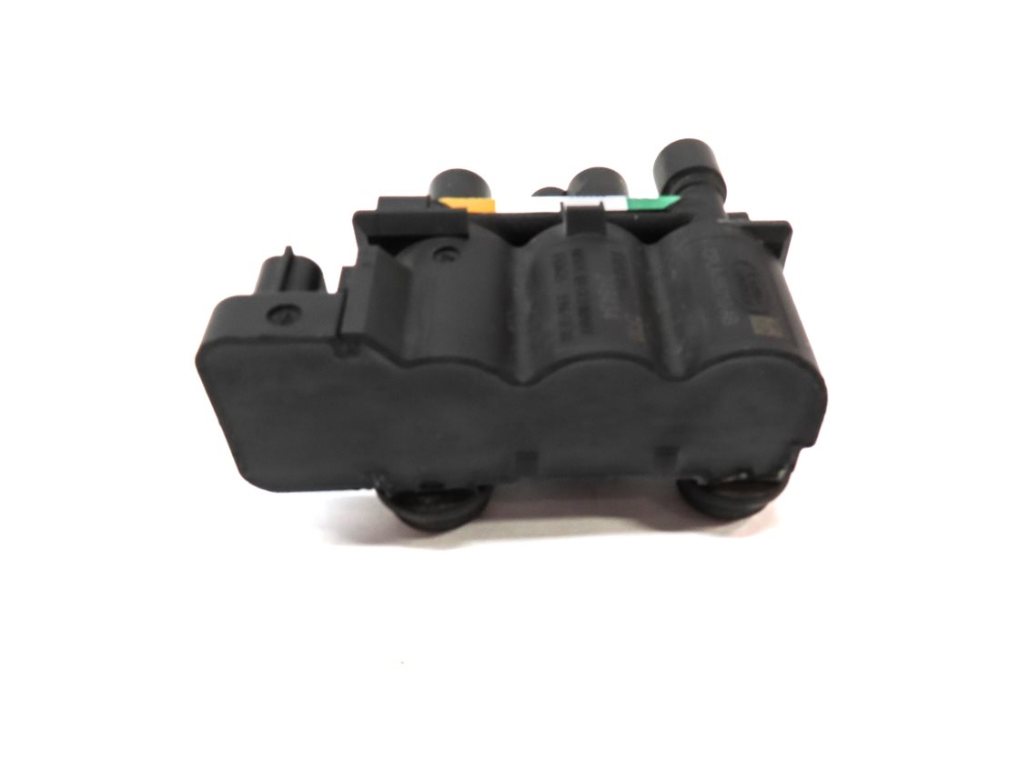 Thumbnail 5: 2014 LAND RANGE ROVER (L405) AIR RIDE SUSPENSION LEVELING CONTROL VALVE BLOCK
