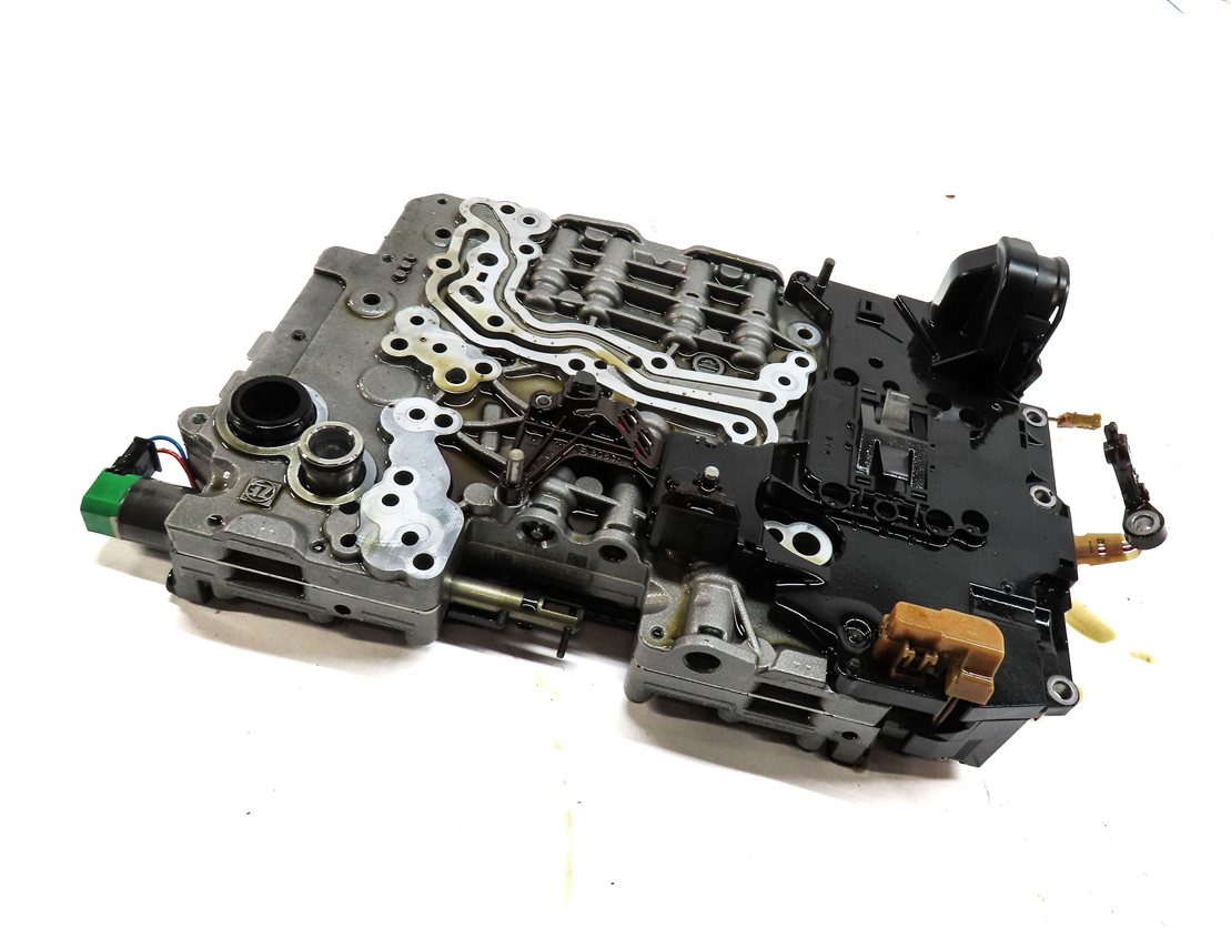 Thumbnail 3: 2013-2016 RANGE ROVER SPORT (L494) SUPERCHARGED VALVE BODY (AUTO START STOP)