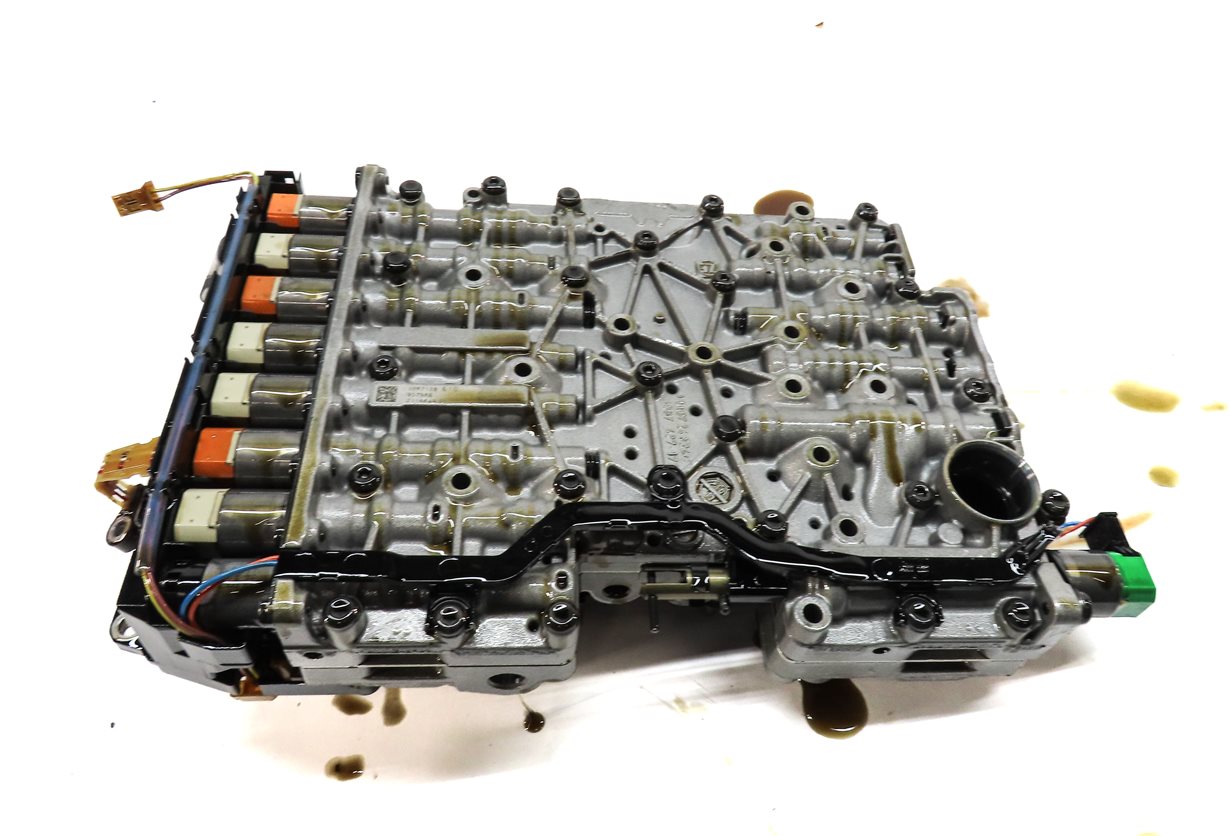Thumbnail 5: 2013-2016 RANGE ROVER SPORT (L494) SUPERCHARGED VALVE BODY (AUTO START STOP)