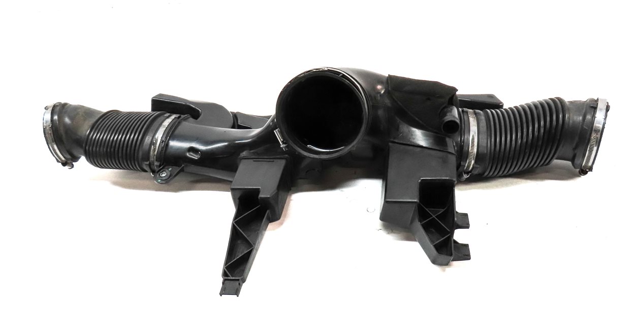 Thumbnail 2: 2014 LAND RANGE ROVER (L405) 5.0L SUPER ENGINE AIR INTAKE RESONATOR PIPE HOSE