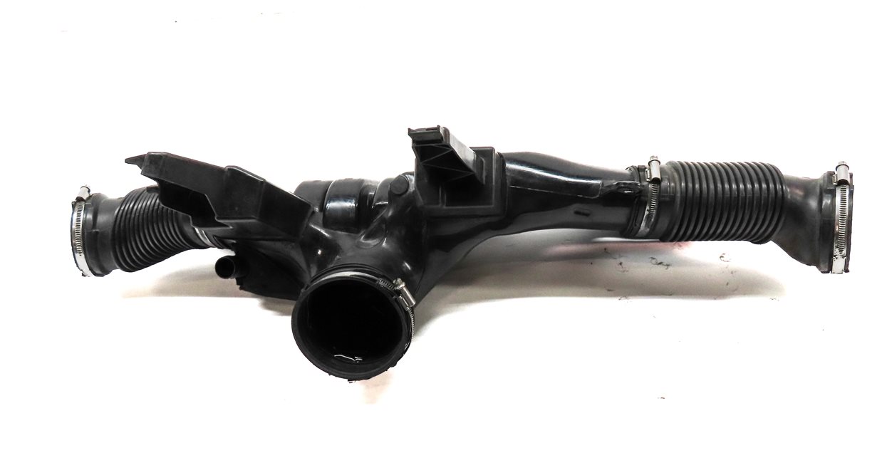 Thumbnail 6: 2014 LAND RANGE ROVER (L405) 5.0L SUPER ENGINE AIR INTAKE RESONATOR PIPE HOSE