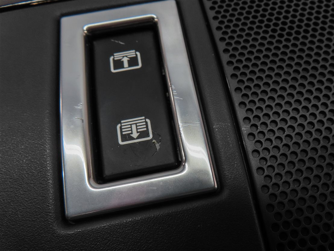Thumbnail 9: 2014 LAND RANGE ROVER (L405) FRONT OVERHEAD DOME LIGHT LAMP w/ SWITCHES (BLACK)