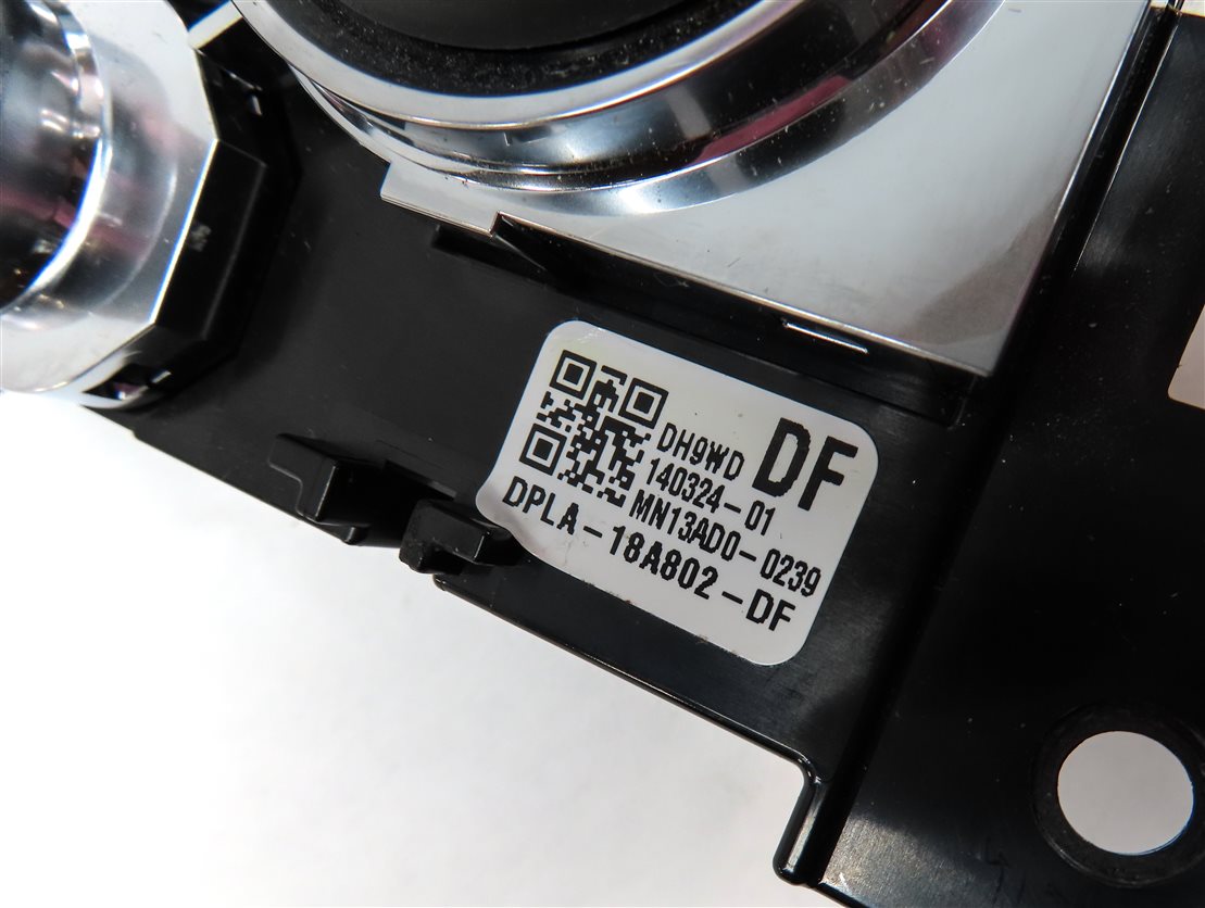 Thumbnail 7: 14-15 RANGE ROVER SPORT (L405 L494) FRONT HEATER A/C TEMPERATURE RADIO CONTROL