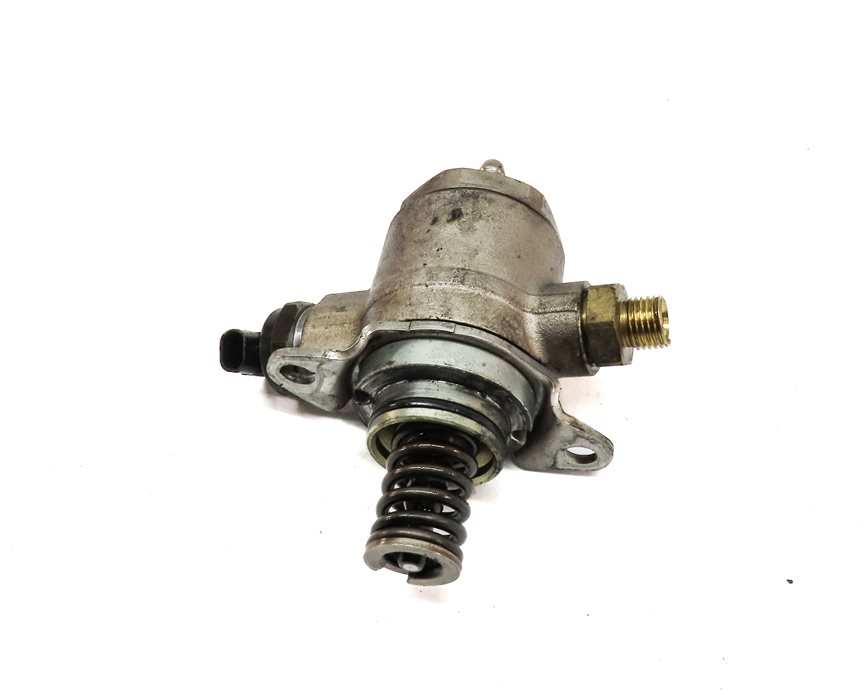 Thumbnail 5: 2009-2012 AUDI A4 A5 Q5 (B8 8K 8R 8T) 2.0T TURBO ENGINE HIGH PRESSURE FUEL PUMP