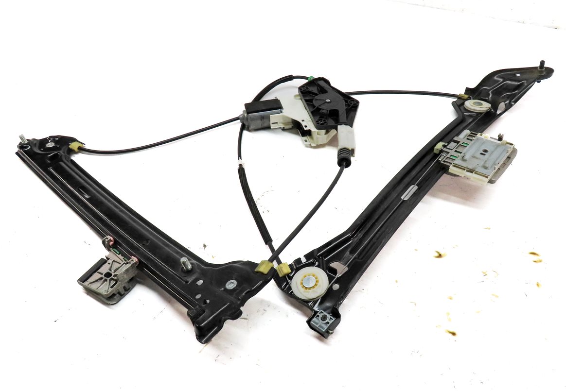 Thumbnail 1: 10-17 AUDI A5 RS5 S5 (B8 8T) CONVERTIBLE RIGHT PASSENGER WINDOW REGULATOR MOTOR