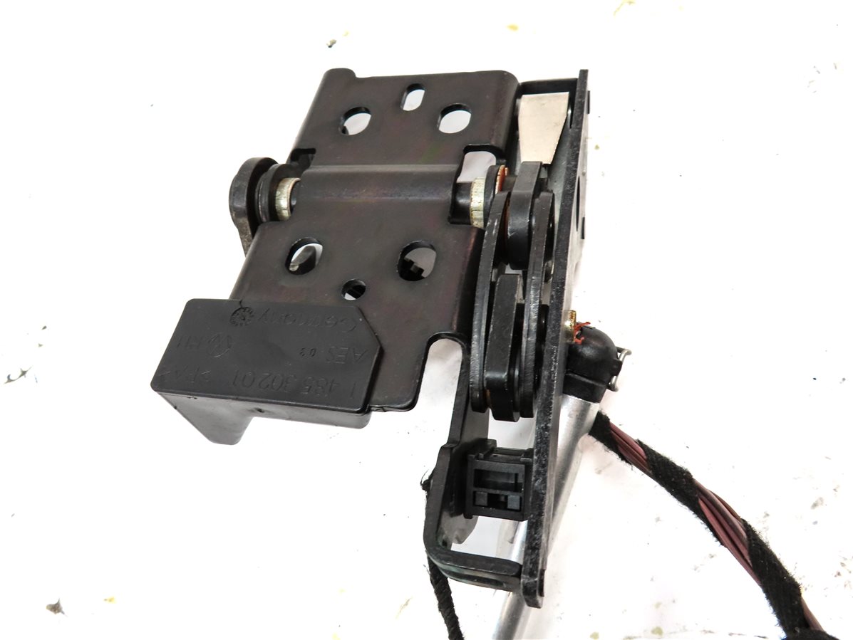 Thumbnail 7: 2011 AUDI A5 (B8 8T) CONVERTIBLE TOP LEFT & RIGHT LOCK LATCH w/MOTOR SET/3