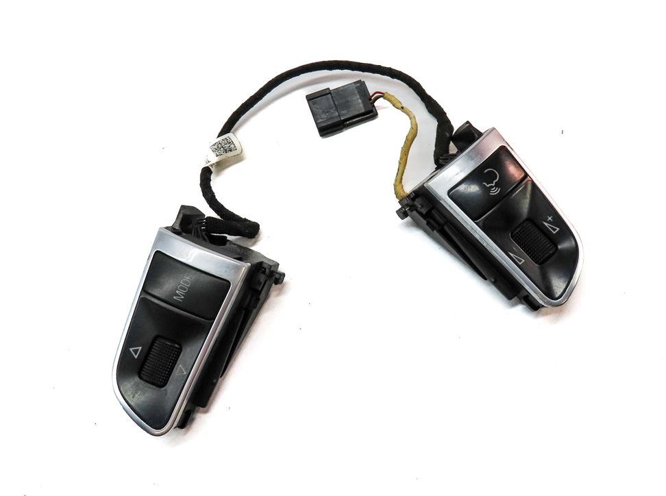 Thumbnail 3: 2011 AUDI A5 CONVERTIBLE (B8 8T) STEERING WHEEL MODE PHONE AUDIO SWITCH SET/2